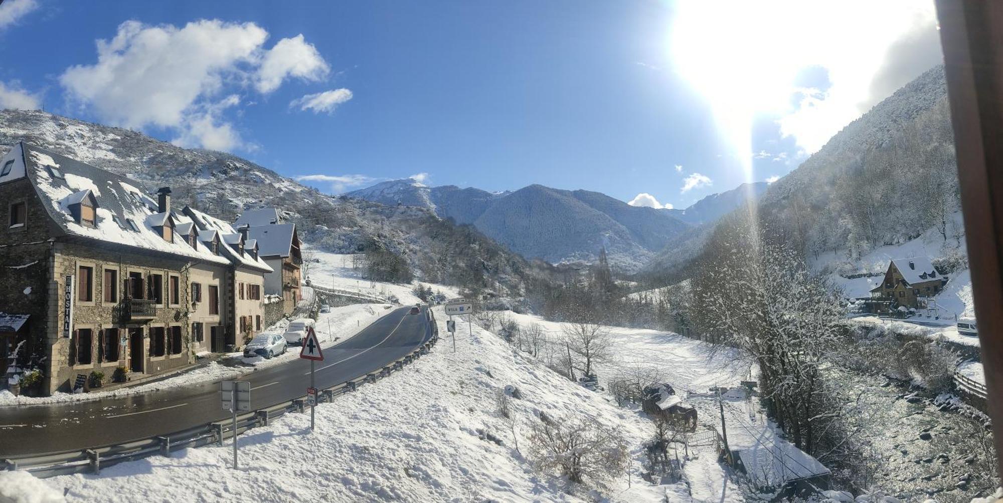 Alojamiento Rural Ostau Era Nheuada Aubert Exteriér fotografie